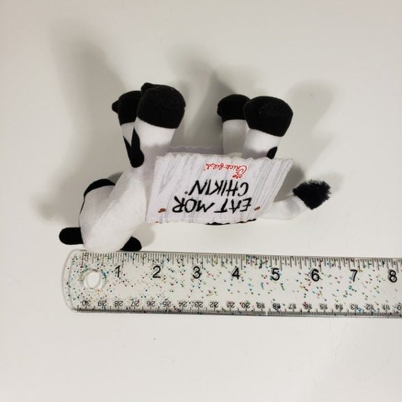 Chick-fil-A Cow Advertising Plush Toy Eat More Chikin Sign 6 inch - Picture 6 of 6